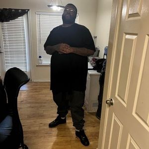 Meet your Posher, Benjamin